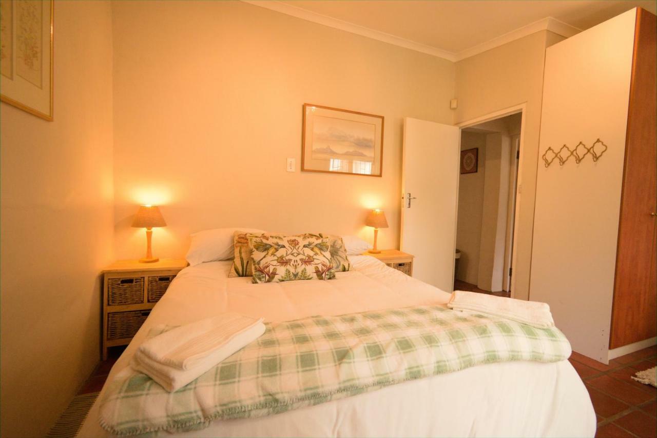 Kairos Lodge Hout Bay Extérieur photo